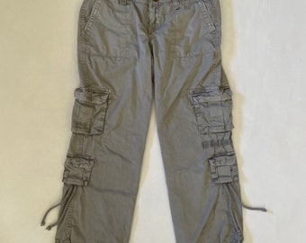 Size XS Vintage Y2K Old Navy Pants Cargo Capris Light Gray Snaps Pockets Utility Gorp Gorpcore Grunge 2000s