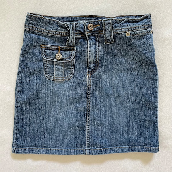 Girls Size 12 Vintage Y2K Canyon River Blues Jean Skirt Mini Flap Pockets Medium Wash Denim Stretchy Cargo Utility Grunge 2000s