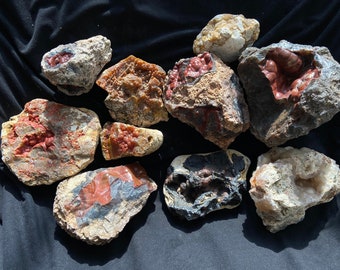 Campioni di agata botrioidale: agate del cratere Cubuk di Ankara, collezione di rocce (10 pezzi)
