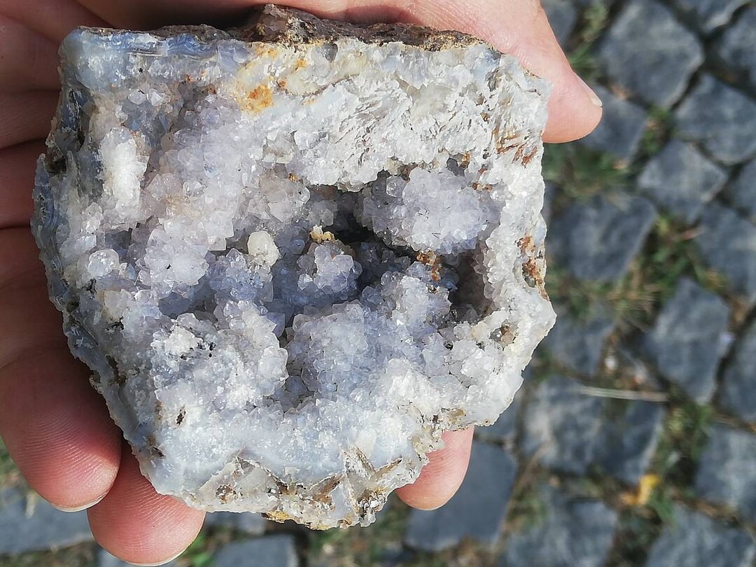 Chalcedony Geode Coaster With Quartz Crystals 8.5 Cm X 7.5 Cm 5 Cm - Etsy