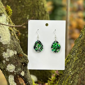 Sparkly Earrings, Glitter Earrings, Confetti Earrings, Resin Earrings, Trendy earrings, Resin Dangles, Tear drop Shaped Dangle Earrings