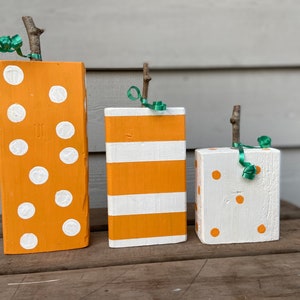 Pumpkin wood blocks, Wood pumpkins, Fall Pumpkin Décor, Fall Wood blocks, Pumpkin Décor, Halloween Décor, Thanksgiving Décor,