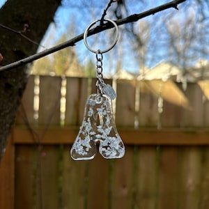 Llavero de letras de resina, Llavero de resina personalizado, Llavero de resina, Llavero de letras, Encanto de mochila, Regalo personalizado, Llavero personalizado