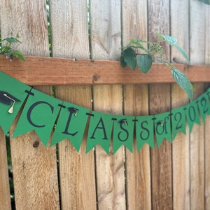 Personalized Class of 2025 Graduation Banner, Sparkle Decor