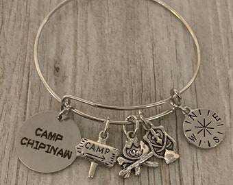10 x Tibetan Silver CAMP SIGN CAMPING TENT HOLIDAY TRAVEL 3D 13mm Charms Pendant