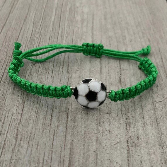 20 Pcs Sport Theme Charm Bracelets,Soccer Basketball Football Baseball  Volleyball Bracelet Adjustable Inspirational Sport Beads Ball Bracelet with  Charm for Teens Students Adults Outdoor Gift 20PCS-Soccer