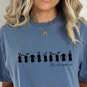 Bunny t-shirt, Easter shirt, Easter bunny graphic tee, Easter shirts for women,Ladies Easter Bunny, Bunny Tee, It&#39;s Hoppin&#39; t-shirt