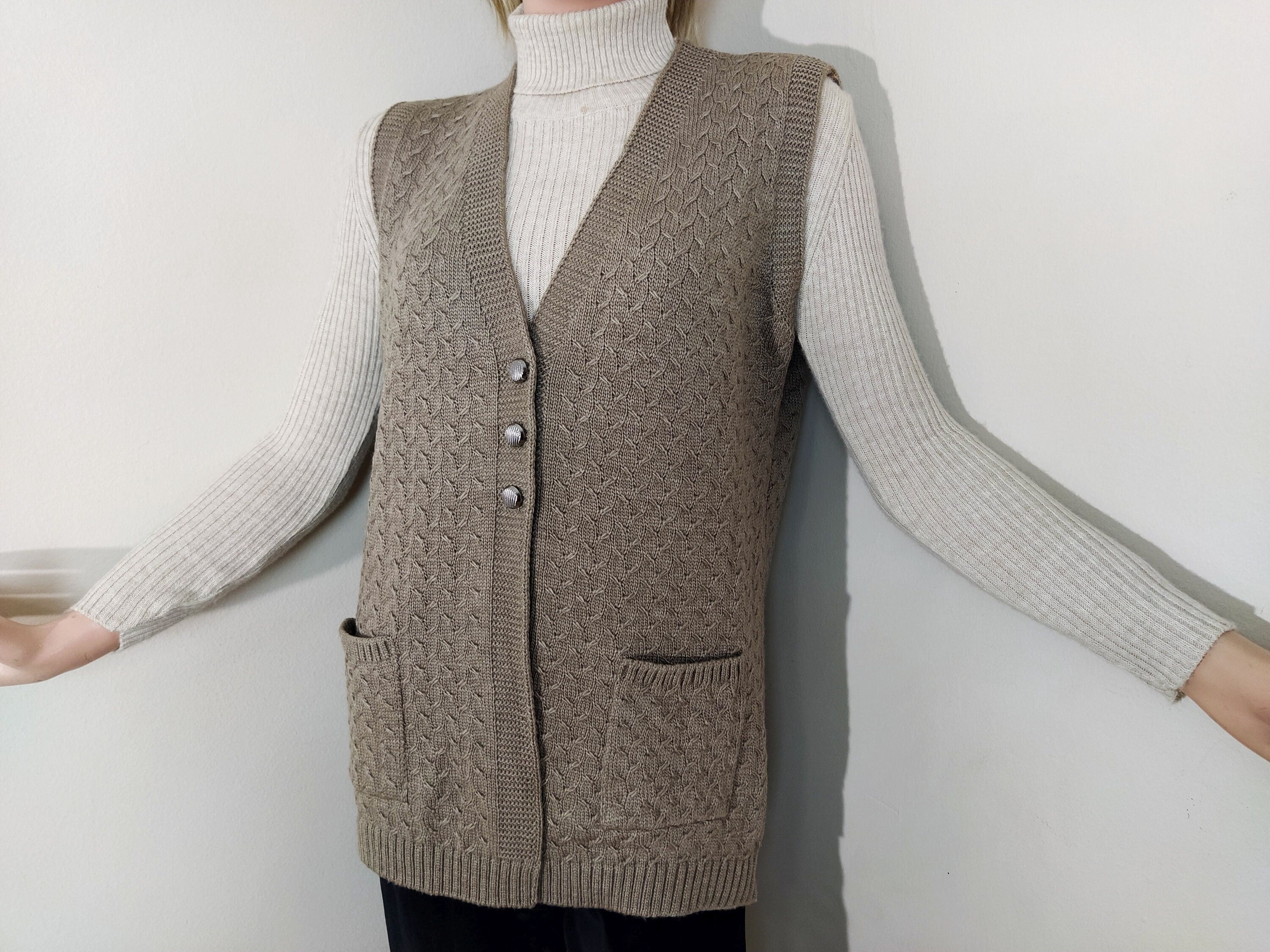 Sleeveless Quilted Sweater Vest main image 0