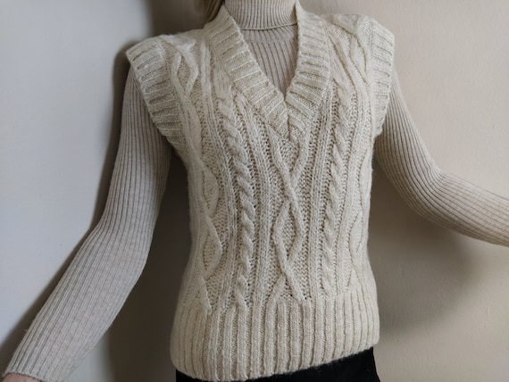 Thick 2025 white sweater