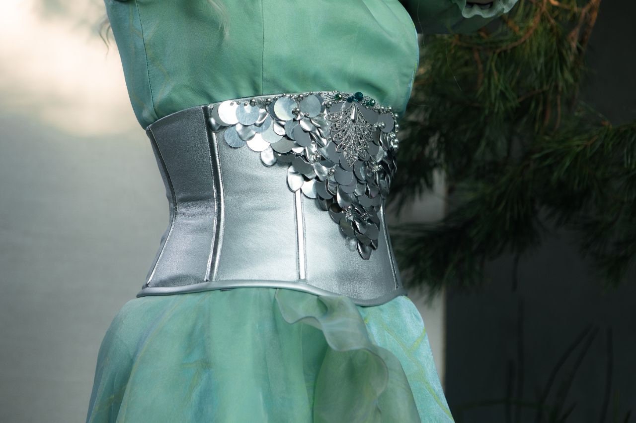 Emerald Fantasy Corset Gown - Green Medieval / Elven LARP Dress.