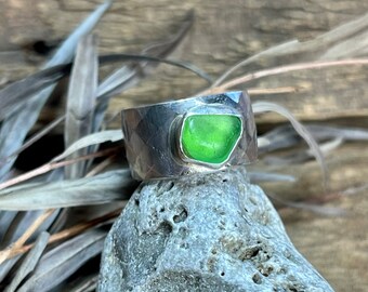 Green beach glass, sea glass, sterling silver wrap band ring , Lake Michigan jewelry genuine surf tossed size 7.5