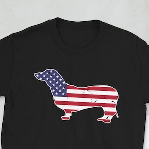 Dachshund USA FLAG | Unisex T-Shirt | Gift for Dachshund Owner | Patriot Dachshund | Patriotic Sausage Dog Holder Gifts Star-Spangled Banner
