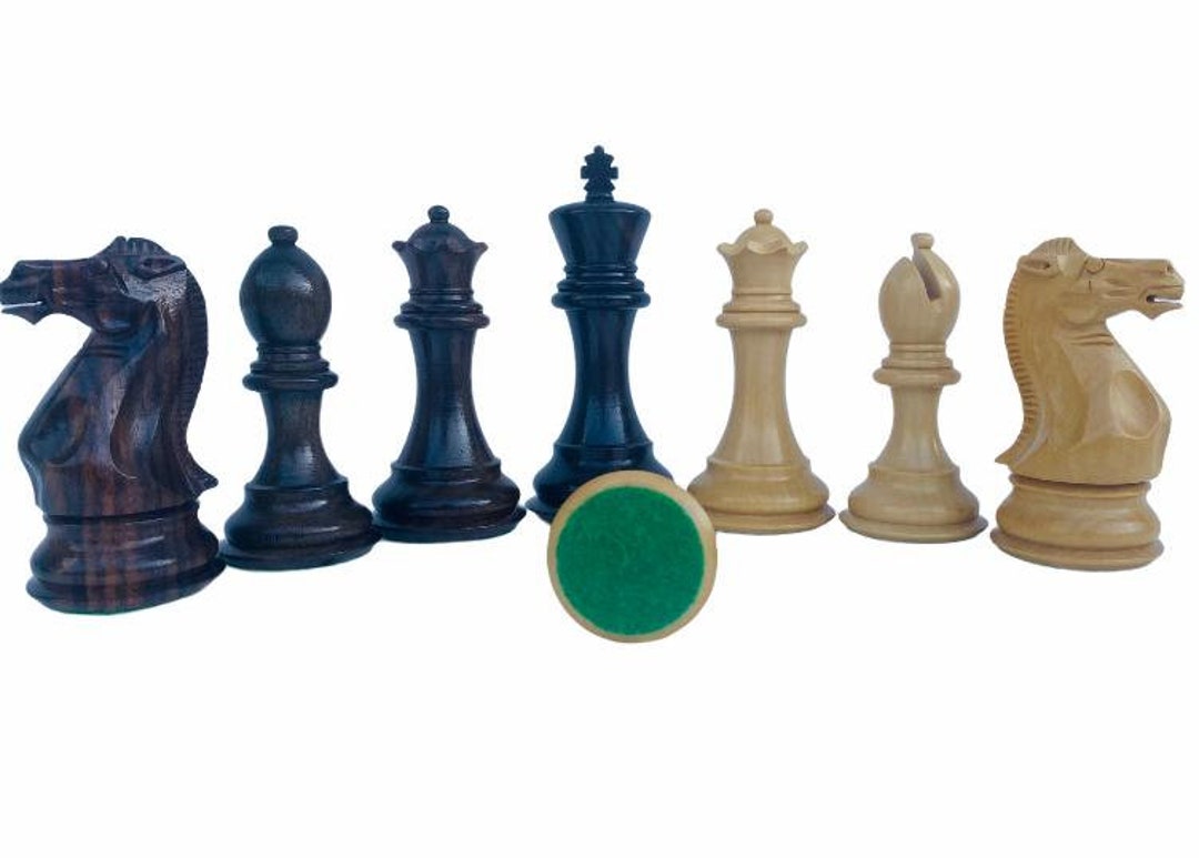 Bold Luxury Chess Set with hand-carved wooden pieces and supreme board –