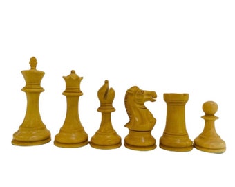 Old English chess pieces in Ebonised wood King Height 3.75"