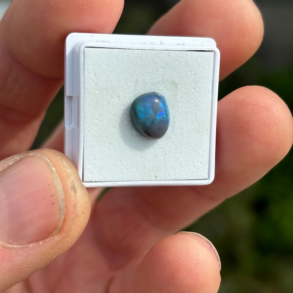 1.55 carat Lightning Ridge black free form opal, stunning blue green fire colour, Australian loose gemstone cabochon Eo-436