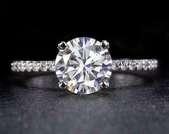 VVS1 Diamond Wedding Ring, 1.50Ct Round Cut White Moissanite Promise Ring, Solid 14k White Gold Engagement Ring, Anniversary Gift for Ladies
