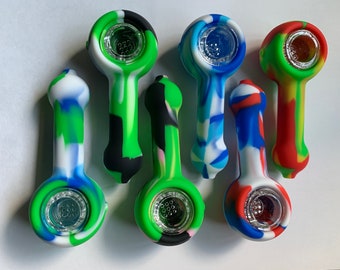 Unbreakable silicone tobacco pipes