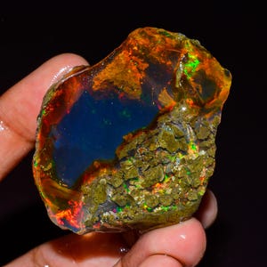 Opal Rough Gemstone, Natural Crystal Opal Rough, Welo Fire Opal, Flashy Fire Specimens Ethiopian Oil Opal Raw, Oil Opal Raw 152.00 Ct L-1133