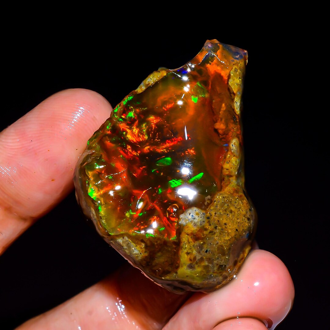 オパール原石、華やかなファイアーオパール、天然エチオピア産オパール