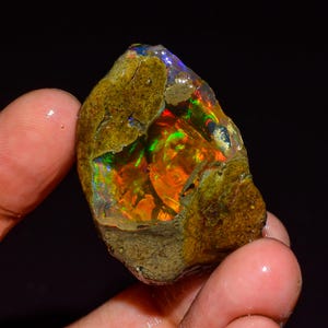 Opal Rough, Natural Ethiopian Fire Opal Rough, Welo Fire Oil Opal Raw, Opal Flashy Fire Specimens Opal, Crystal Opal Raw, 63.00 Ct L-1089