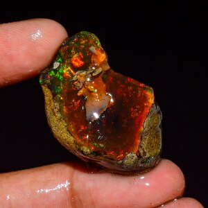 Opal Rough Gemstone, Natural Crystal Opal Rough, Welo Fire Opal, Flashy Fire Specimens Ethiopian Oil Opal Raw, Oil Opal Rough 53.5 Ct L-1076