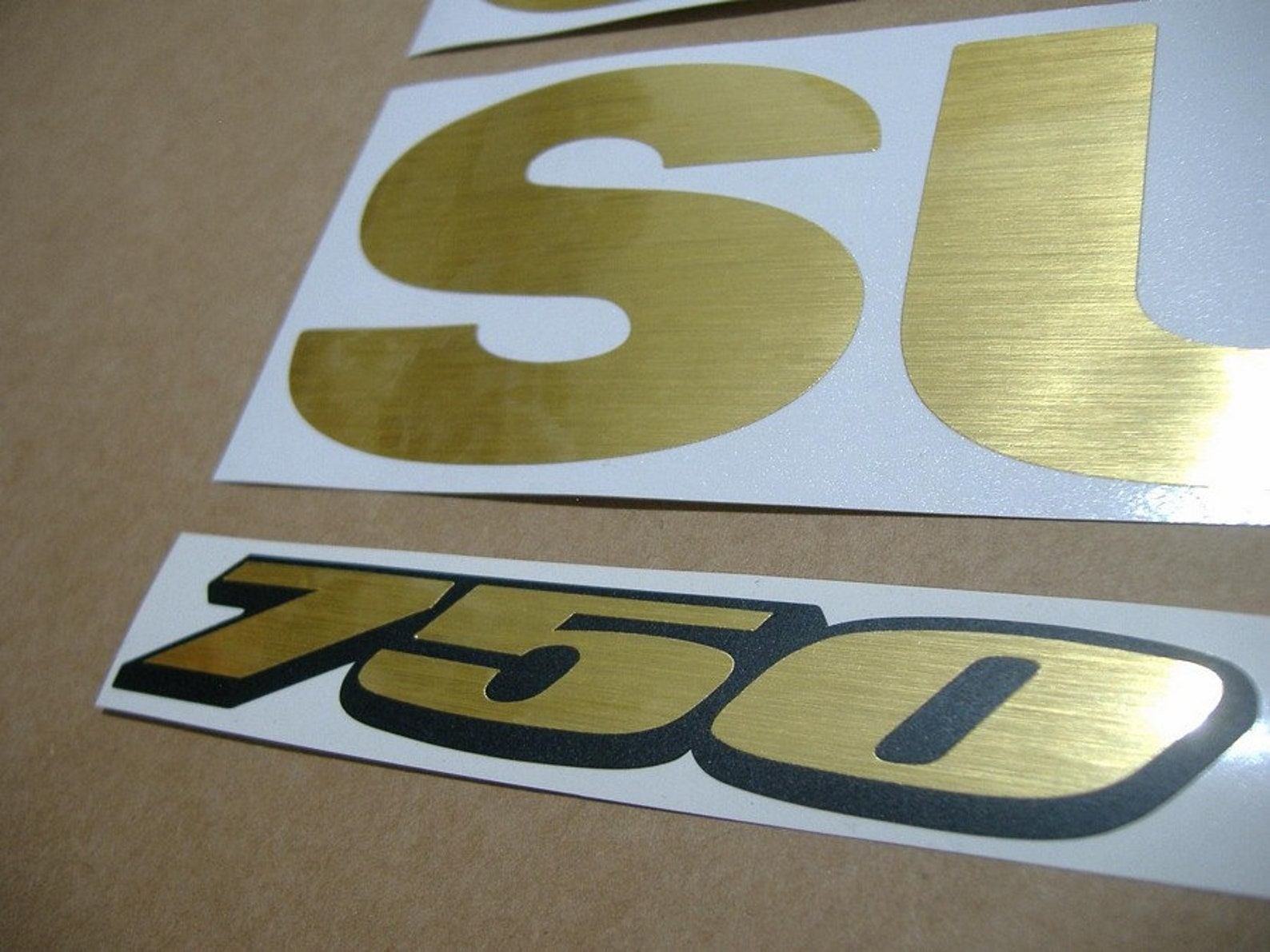 thumbnail image 2 of Suzuki GSX-R 600/750/1000/1300 Decal Stickers - Gold On Carbon Look, Pair (s12) 2 of 2