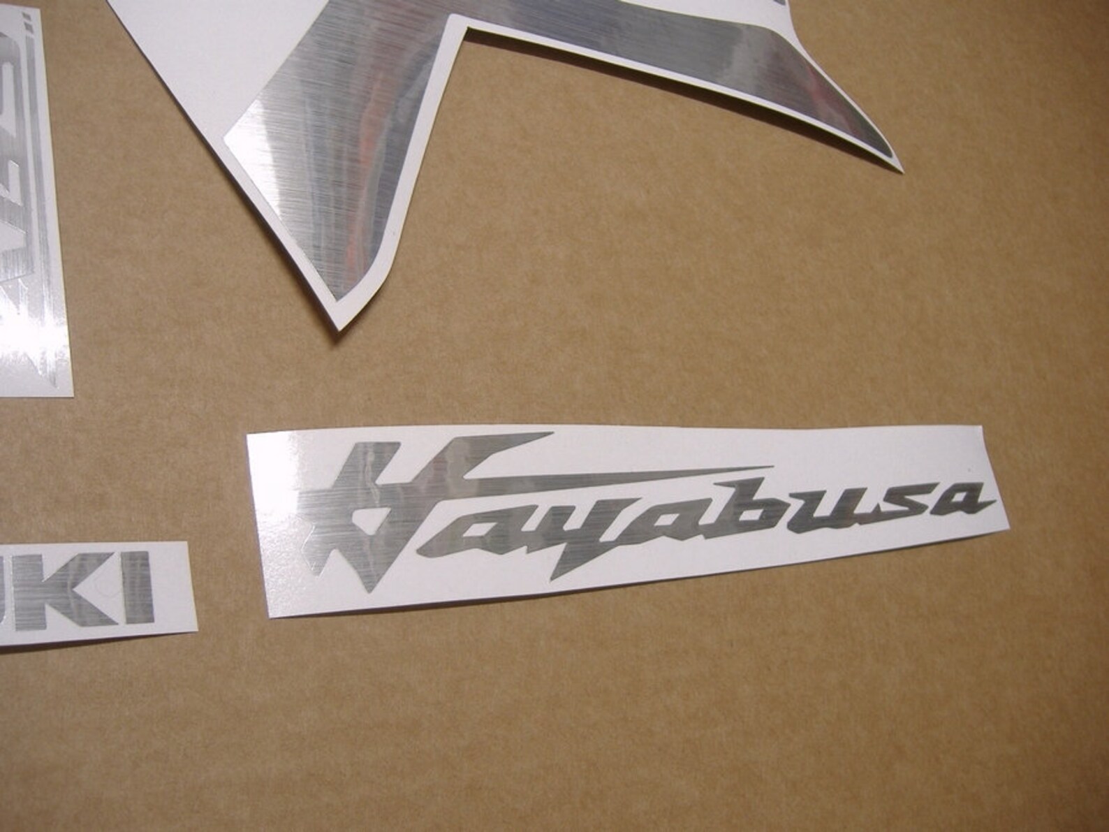 Sticker Busa Suzuki Hayabusa 2021-onwards Custom Brushed Aluminium Color Decals Set ...