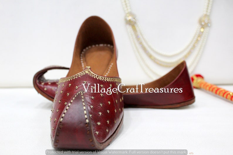 rajasthani shoes mens