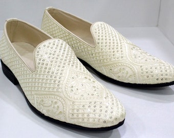 Indian Cream Shoes for groom Ethnic Traditional Punjabi Jutti For Men Groom Shoes