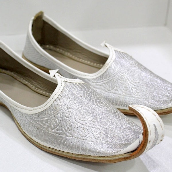 Silver Handmade leather Shoes For Men Traditional Ethnic Jutti Khussa Shoes
