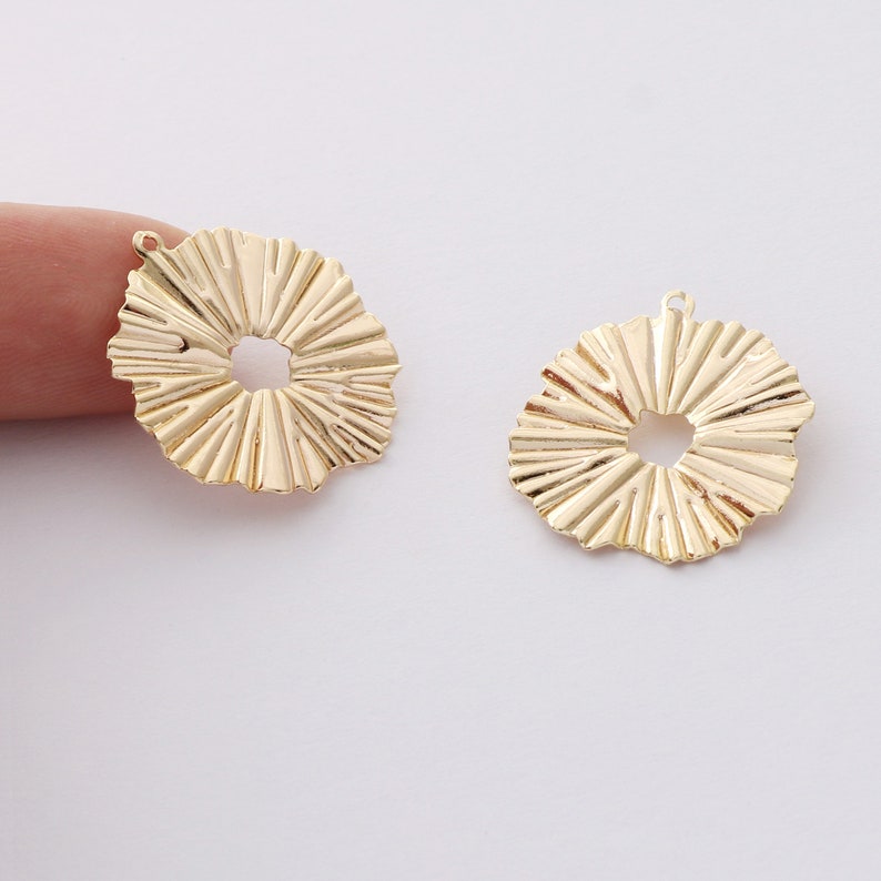 10pcs Real Gold Plated Circle Charm, Round Circle Pendant,Earrings Accessories,DIY Earring attachment image 1