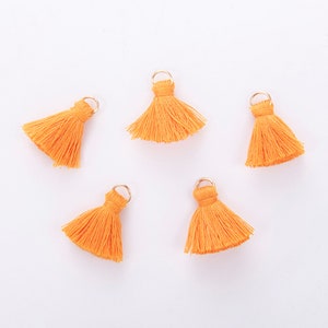 10pcs Cotton Tassels,Cotton Thread Tassels,Jewelry Tassel,2cm Short Tassels,Mini Tassels,Jewelry diy Material,Tassels Earrings Making