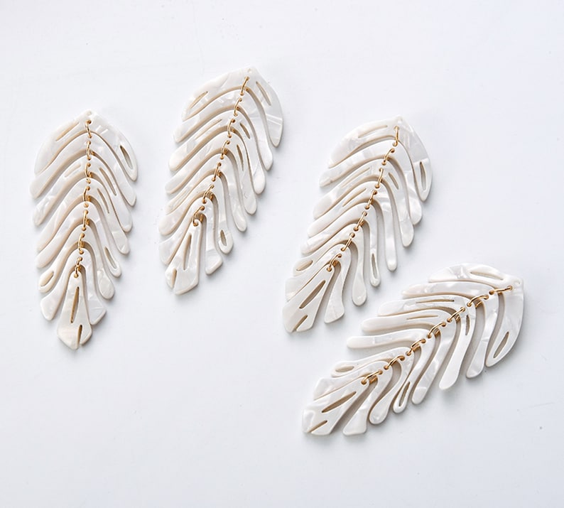 4pcs Green Leaf Shape Cellulose Acetatic Charm Resin Pendants Colorful Charm Jewelry Charm Diy Jewelry Accessories Craft Supplies