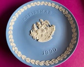 Wedgwood blue jasperware Christmas Plate 1990, Merry Christmas, Wedgwood Jasperware, jasperware plate, Wedgwood Christmas plate