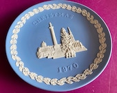 Wedgwood blue jasperware Christmas Plate 1970, Trafalgar Square, Wedgwood Jasperware, jasperware plate, Wedgwood Christmas plate
