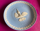 Wedgwood blue jasperware Christmas Plate 1986, Albert Memorial, Wedgwood Jasperware, jasperware plate, Wedgwood Christmas plate