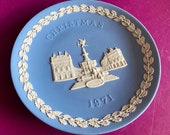 Wedgwood blue jasperware Christmas Plate 1971, Piccadilly Circus, Wedgwood Jasperware, jasperware plate, Wedgwood Christmas plate
