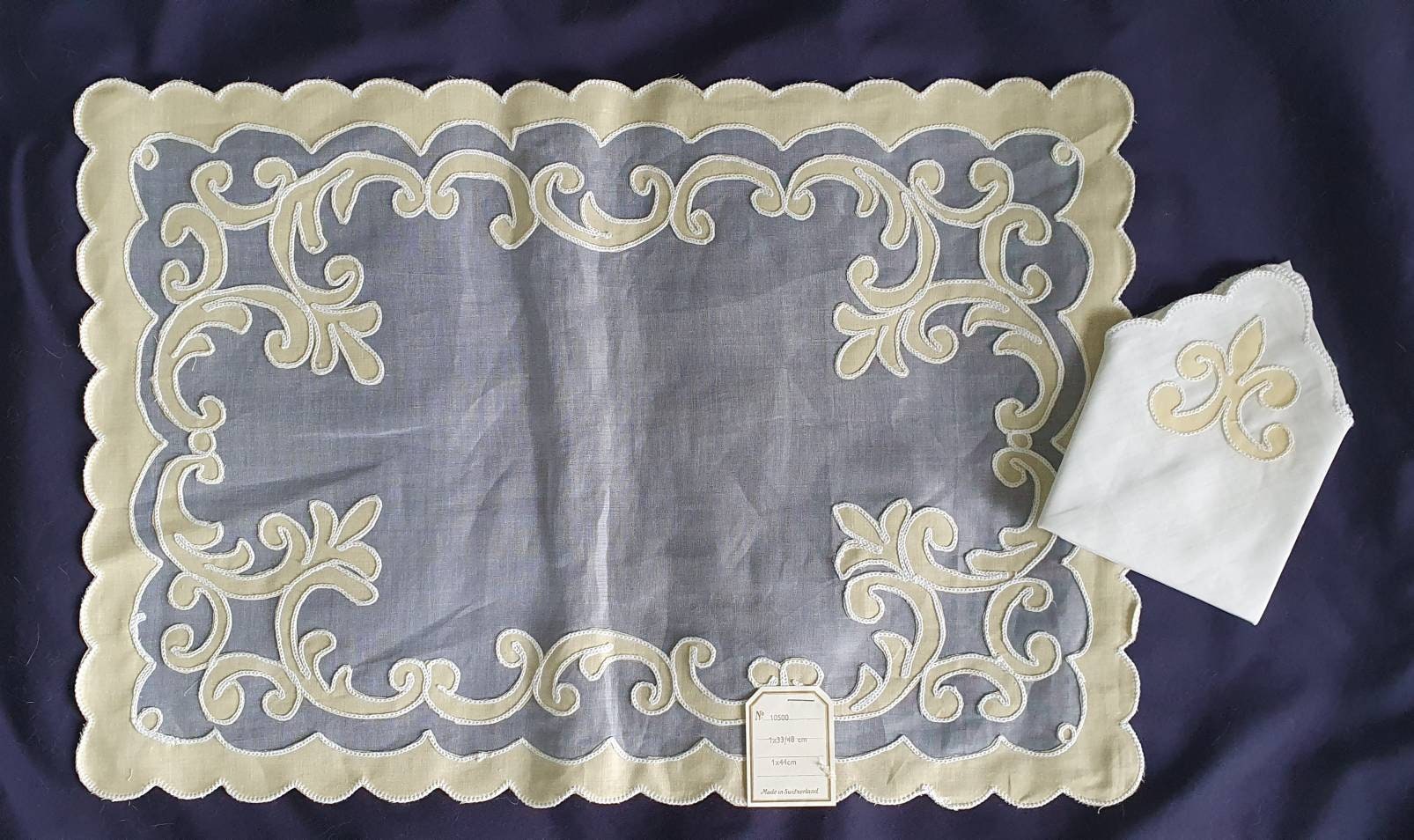 Ensemble de Six Réglages Délicats et Élégants en Organza Coton avec Des Serviettes, Du Citron Pâle B