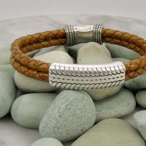 Leather and silver bracelet, 4 colors,  with a magnetic clasp, the perfect gift for Men or Women