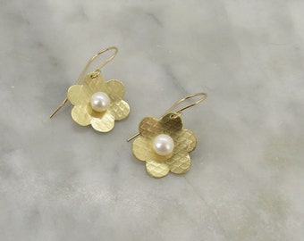 Flower Pearl drop earrings, light weight, easy to wear pearl earrings, 14 karat gold fill ear wires, great gift, Pearl Earrings
