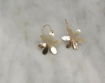 Hammered 14k Gold fill  Earrings, Flower Earrings,  lightweight Earrings,  easy to wear Earrings, Gold Earrings make a great gift