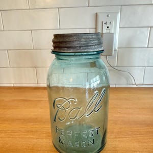 Ball Perfect Mason Aqua Blue 1-Quart-Glas mit Zinkdeckel