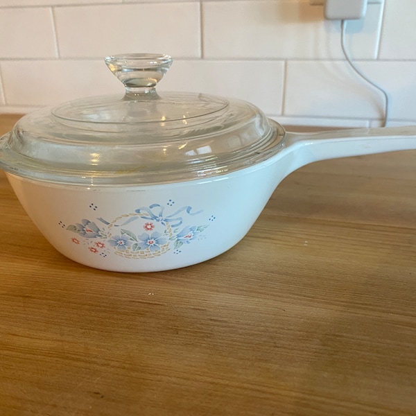 Discontinued Corning Ware Country Cornflower 1 Pint Saucepan w/Original Lid, Corning Ware Menuette Saucepan