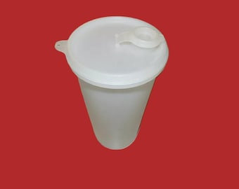 Vintage Tupperware #261 Round 48 oz.  Handolier® Container w/Pour Lid - Sheer White