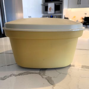 Vintage Tupperware #888 Harvest Gold 3-Piece Microwave Square Steamer Serving Bowl Set
