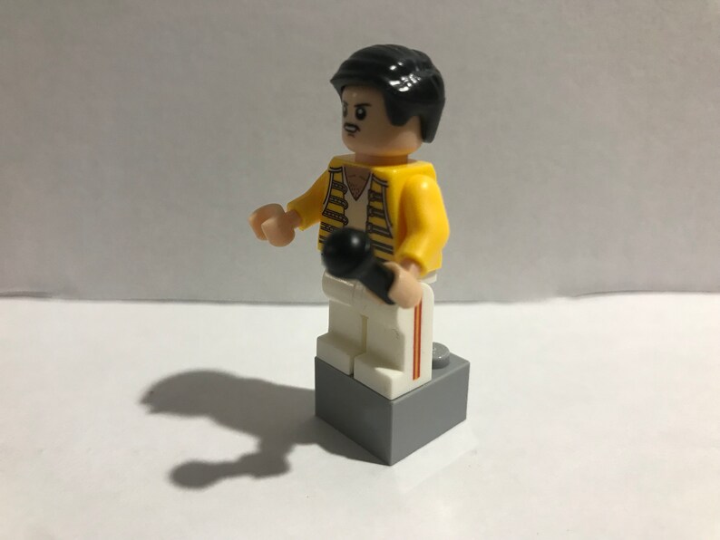 freddie mercury hot toys
