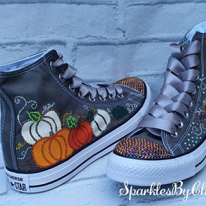Halloween Converse pumps, custom Halloween shoes, Hightop Converse custom deisgned shoes, Fall Converse, Pumpkin Converse hightops