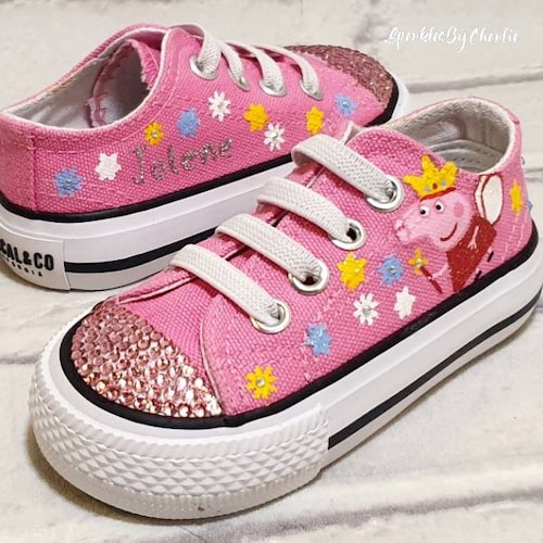 childrens pink trainers