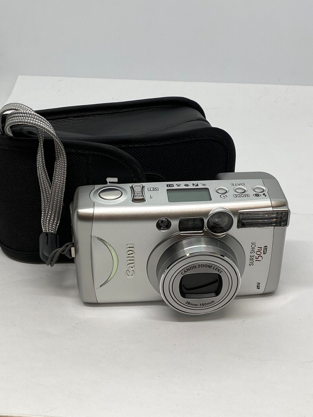 Canon Sure Shot 150U Date Compact 35mm Camera With 38 to 150 Mm Zoom