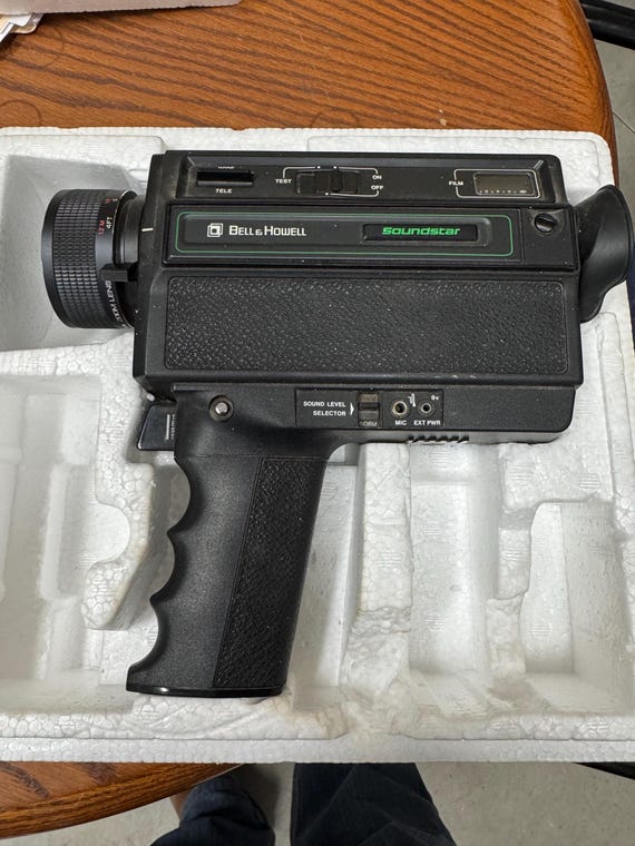 【希少Bell & Howell Soundstar XL 8ミリカメラ 一式 Bell & Howell Sound Star Filmosonic XL Super 8mm Film Camera New